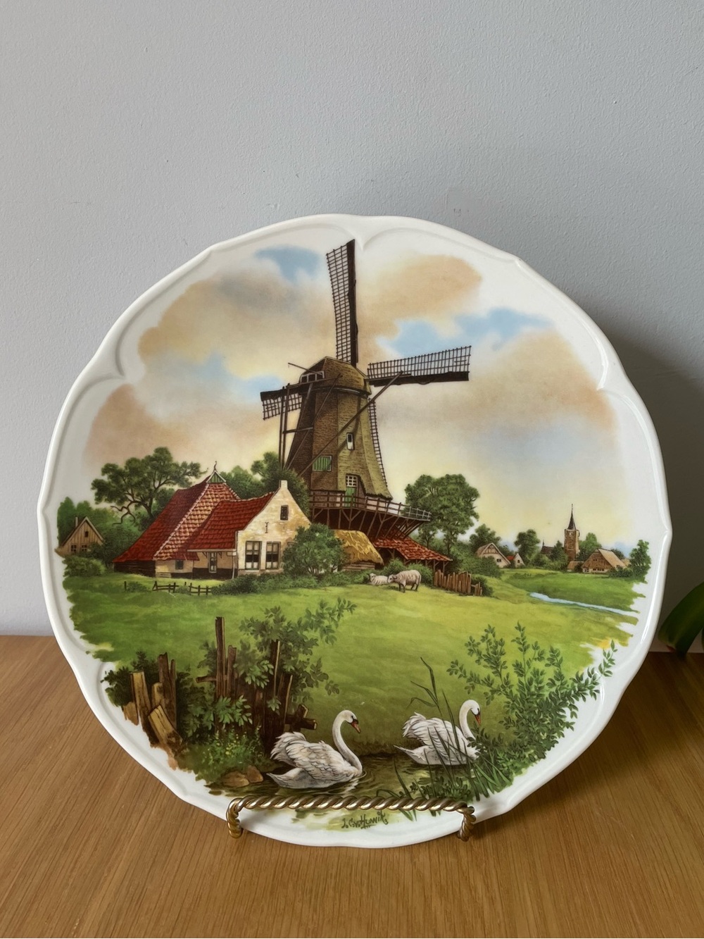 Vintage Royal Schwabap Hand-Decorated Windmill Collector’s Plate Holland 9.5”